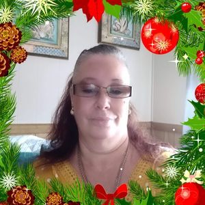 Meet your Posher, Michele